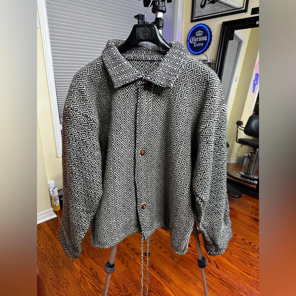 Ecuadorian Jacket, Large